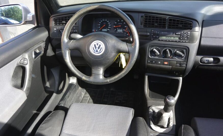 Volkswagen Golf 2.0i 85kW