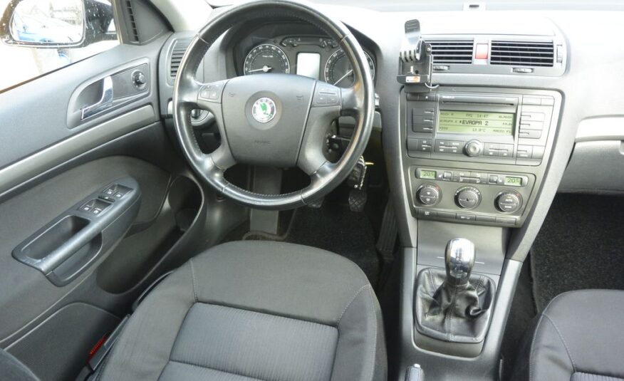 Škoda Octavia 1.6i Elegance 75kW