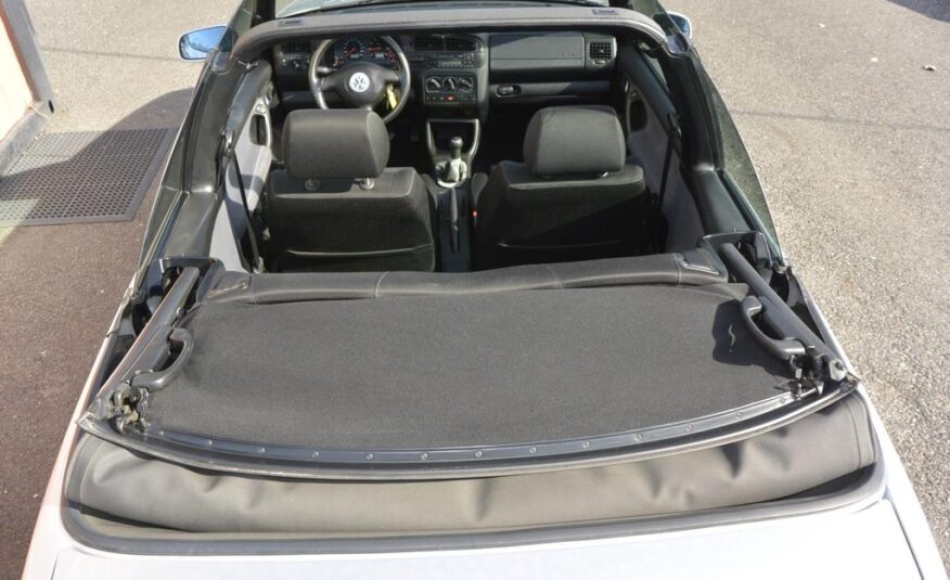 Volkswagen Golf 2.0i 85kW