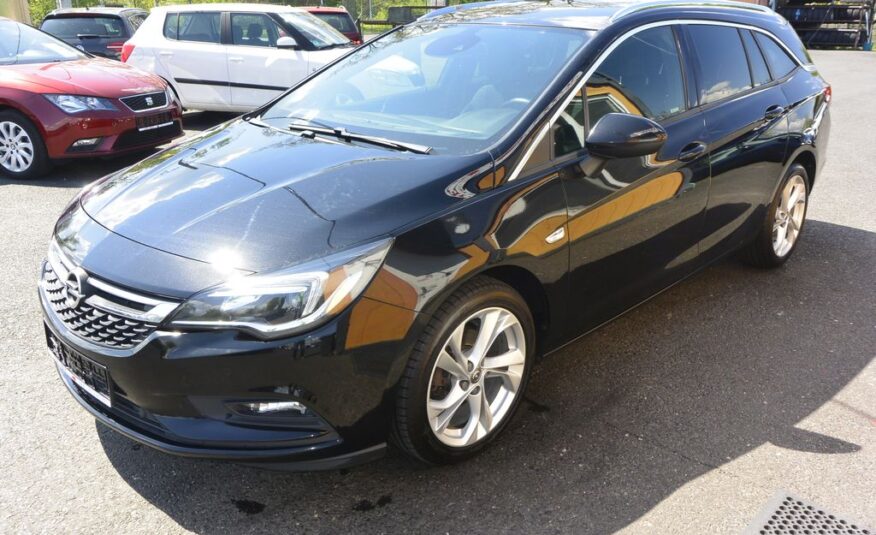 Opel Astra 1.6CDTi ST Cosmo 81kW