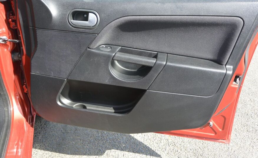 Ford Fiesta 1.4i 59kW