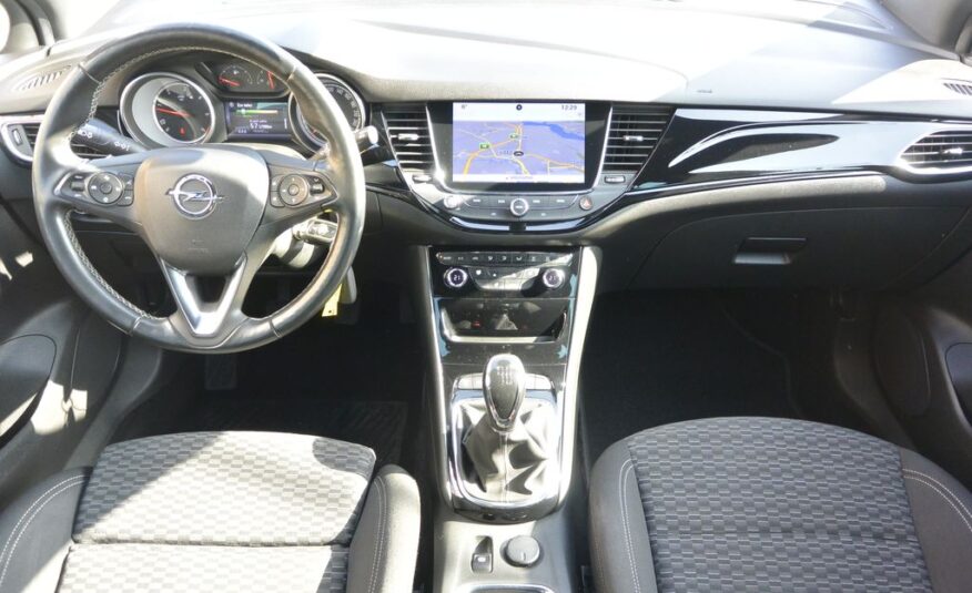 Opel Astra 1.6CDTi ST Cosmo 81kW