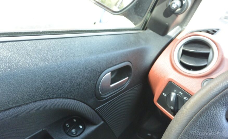Ford Fiesta 1.4i 59kW