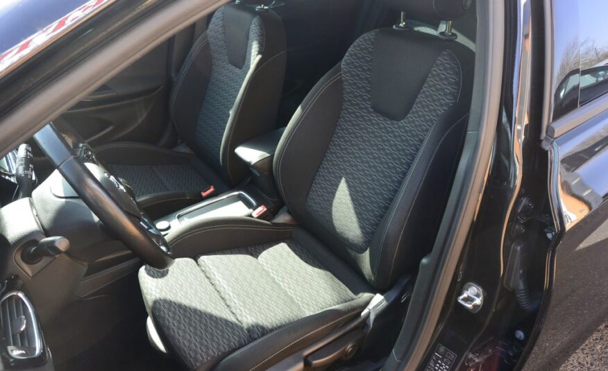 Opel Astra 1.6CDTi ST Cosmo 81kW