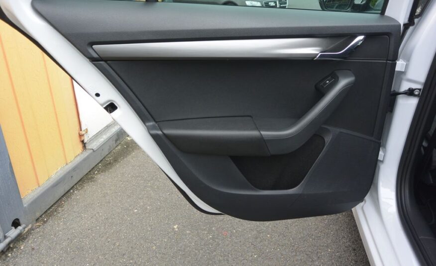 Škoda Octavia 2.0TDi DSG SOLEIL Odpočet DPH 110kW