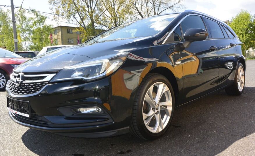 Opel Astra 1.6CDTi ST Cosmo 81kW