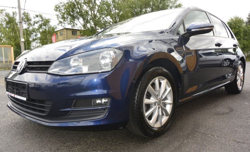Volkswagen Golf VII 1.2TSi NAVI 63kW
