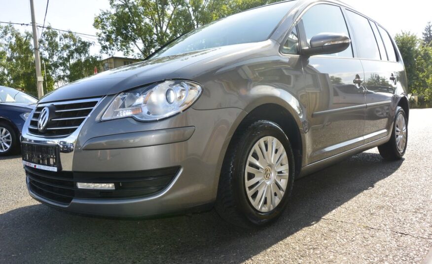 Volkswagen Touran 1.4TSi 103kW