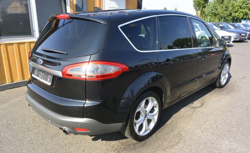 Ford S-Max 2.2TDCi AT Titanium 7míst 147k 147kW