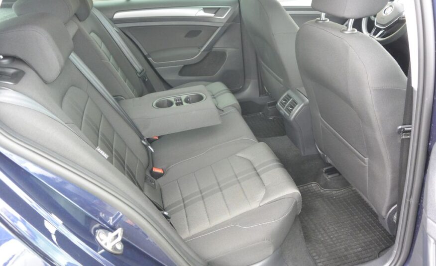 Volkswagen Golf VII 1.2TSi NAVI 63kW
