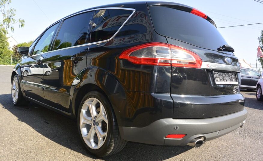 Ford S-Max 2.2TDCi AT Titanium 7míst 147k 147kW