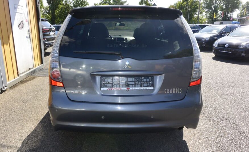 Mitsubishi Grandis 2.0DI-D 6míst 103kW