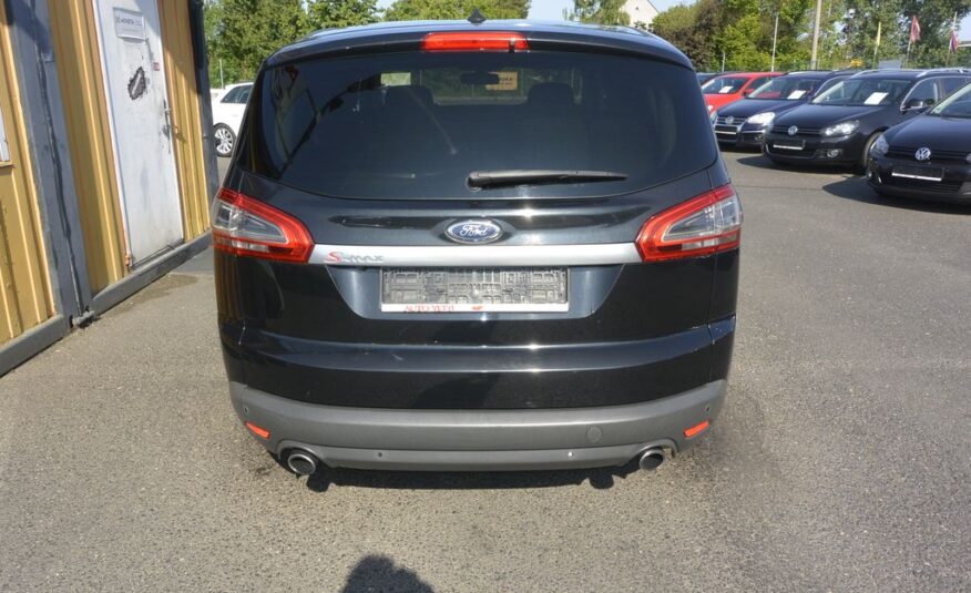 Ford S-Max 2.2TDCi AT Titanium 7míst 147k 147kW
