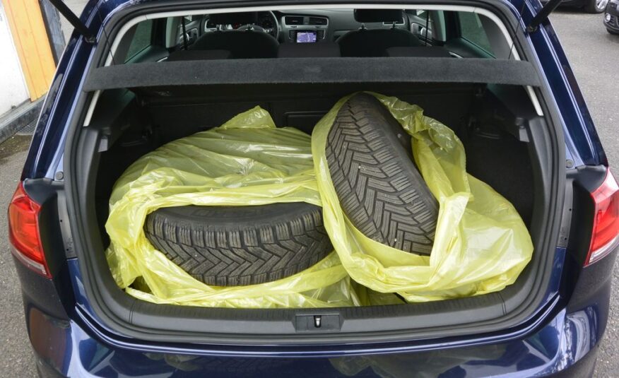 Volkswagen Golf VII 1.2TSi NAVI 63kW