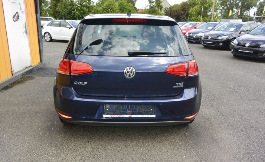 Volkswagen Golf VII 1.2TSi NAVI 63kW