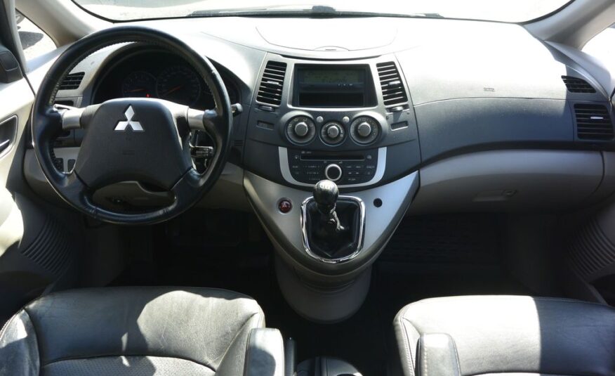 Mitsubishi Grandis 2.0DI-D 6míst 103kW