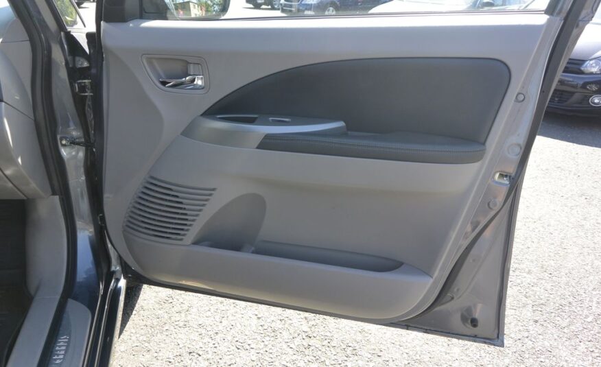Mitsubishi Grandis 2.0DI-D 6míst 103kW