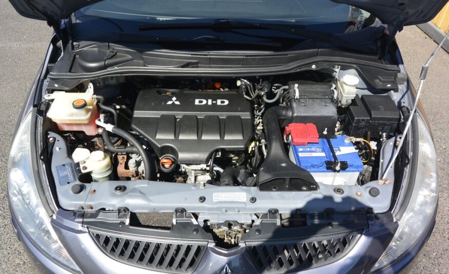 Mitsubishi Grandis 2.0DI-D 6míst 103kW