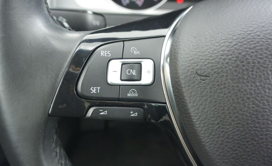 Volkswagen Golf VII 1.2TSi NAVI 63kW