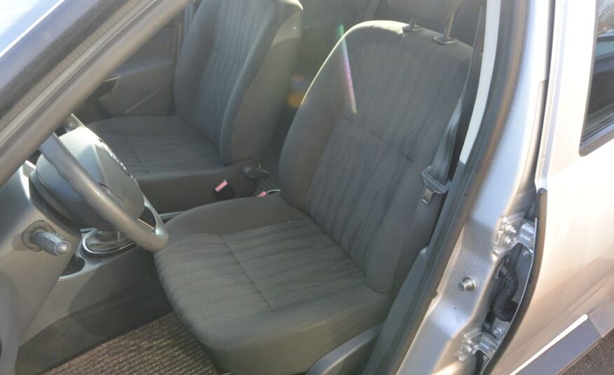Dacia Duster 1.6i16v 4×4 Klima 77kW