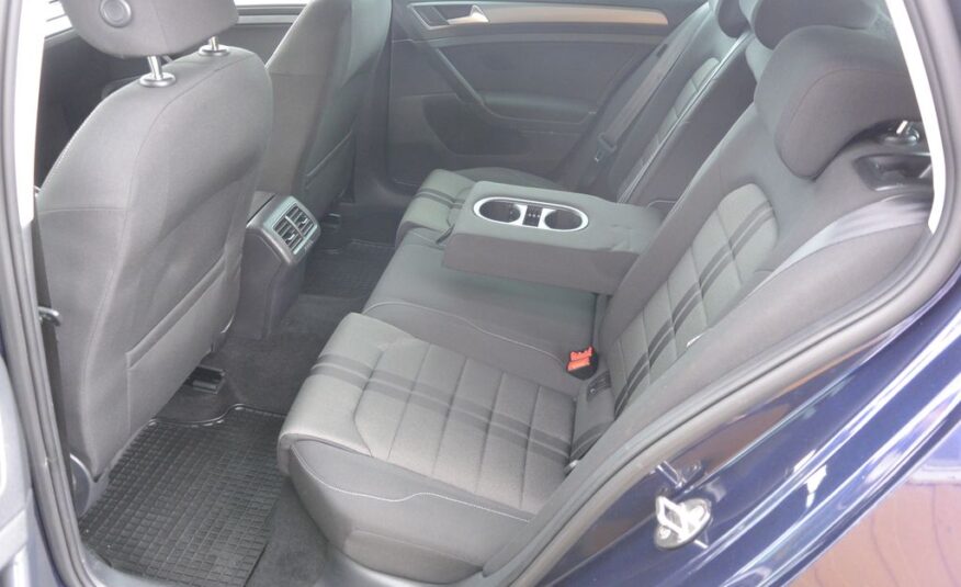 Volkswagen Golf VII 1.2TSi NAVI 63kW