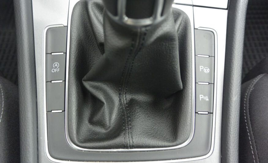 Volkswagen Golf VII 1.2TSi NAVI 63kW