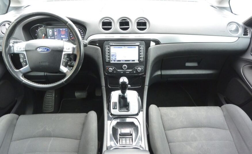 Ford S-Max 2.2TDCi AT Titanium 7míst 147k 147kW