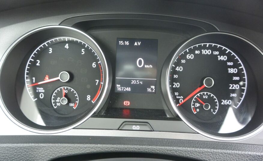 Volkswagen Golf VII 1.2TSi NAVI 63kW