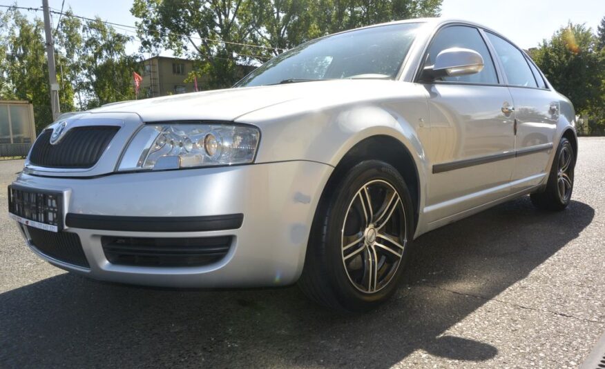 Škoda Superb 2.0TDi 103kW 103kW