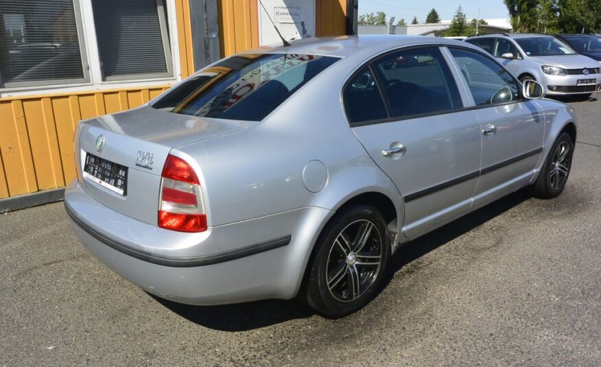 Škoda Superb 2.0TDi 103kW 103kW