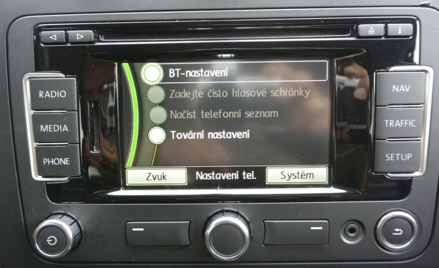 Volkswagen Touran 2.0TDi Comfortline 103kW NAVI 103kW