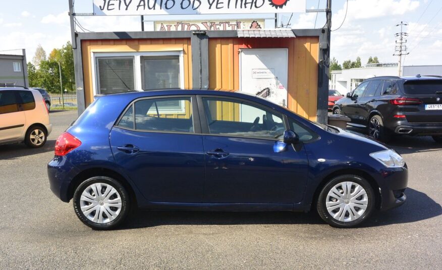 Toyota Auris 2.0D-4D 93kW
