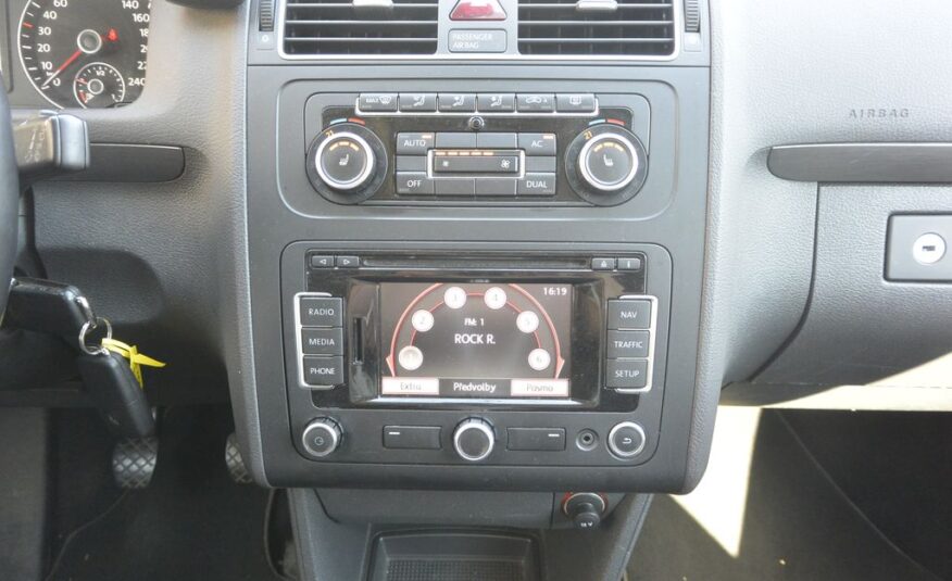 Volkswagen Touran 1.6TDi  Comfortline 77kW