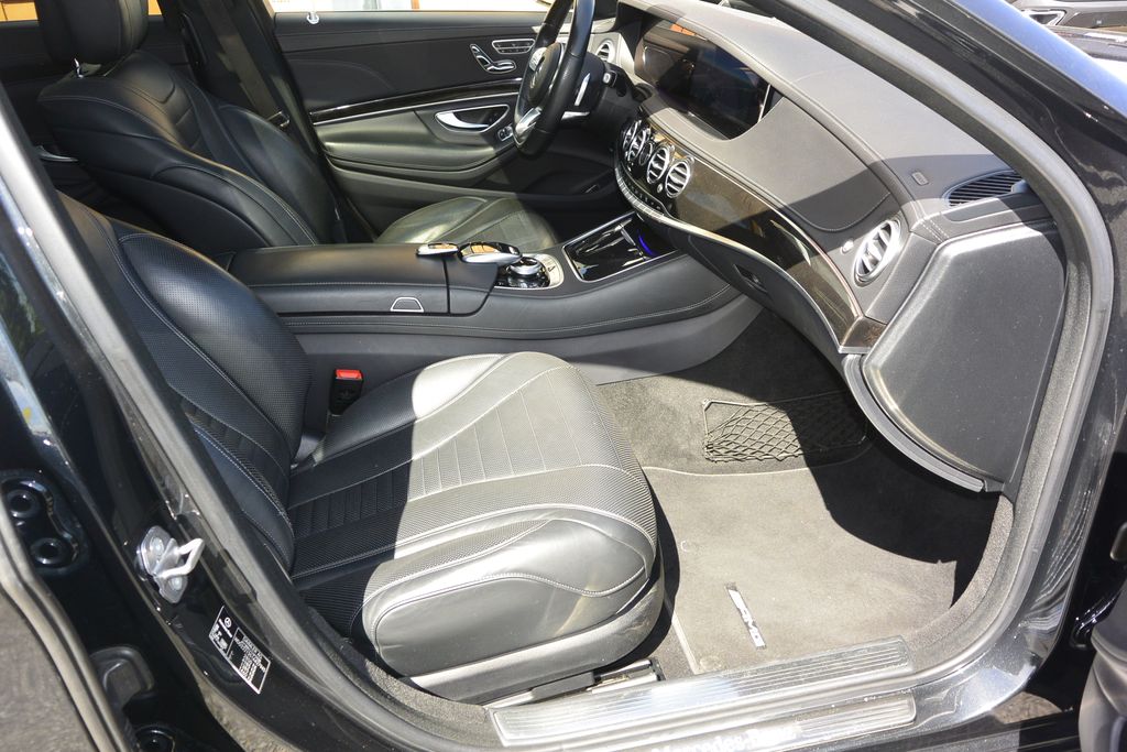 Mercedes-Benz S 400 400d 4MATIC L AMG 250kW