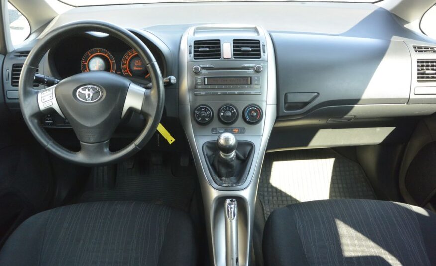 Toyota Auris 2.0D-4D 93kW