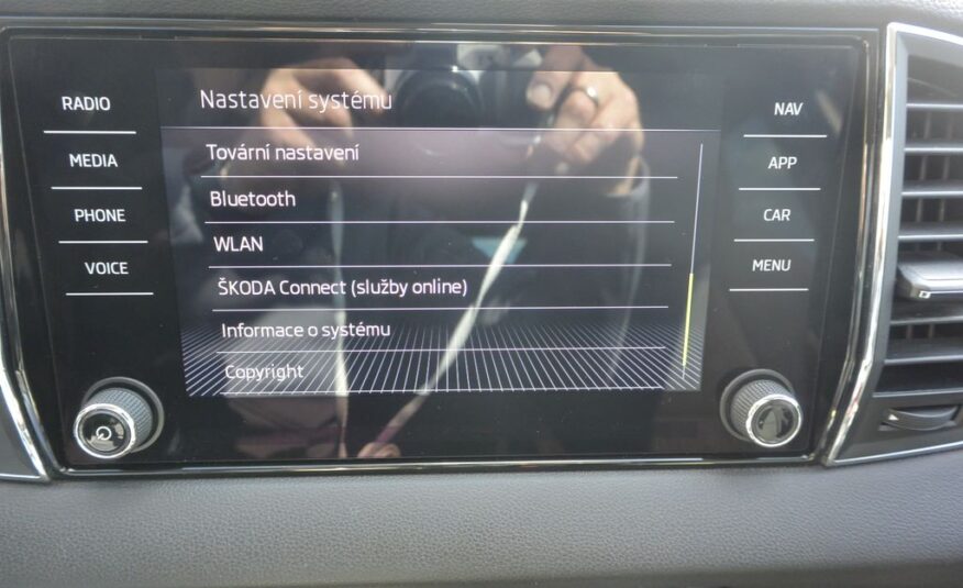 Škoda Karoq 2.0TDi 4×4 STYLE , LED,tažné,N 110kW
