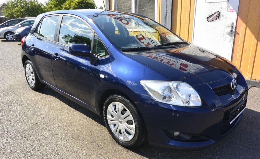 Toyota Auris 2.0D-4D 93kW