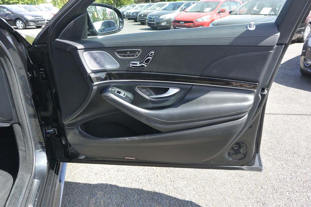 Mercedes-Benz S 400 400d 4MATIC L AMG 250kW