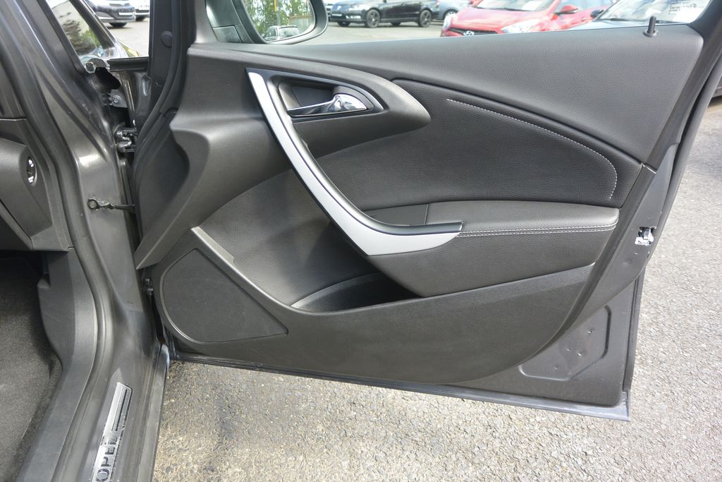 Opel Astra 1.4T 122kW 122kW