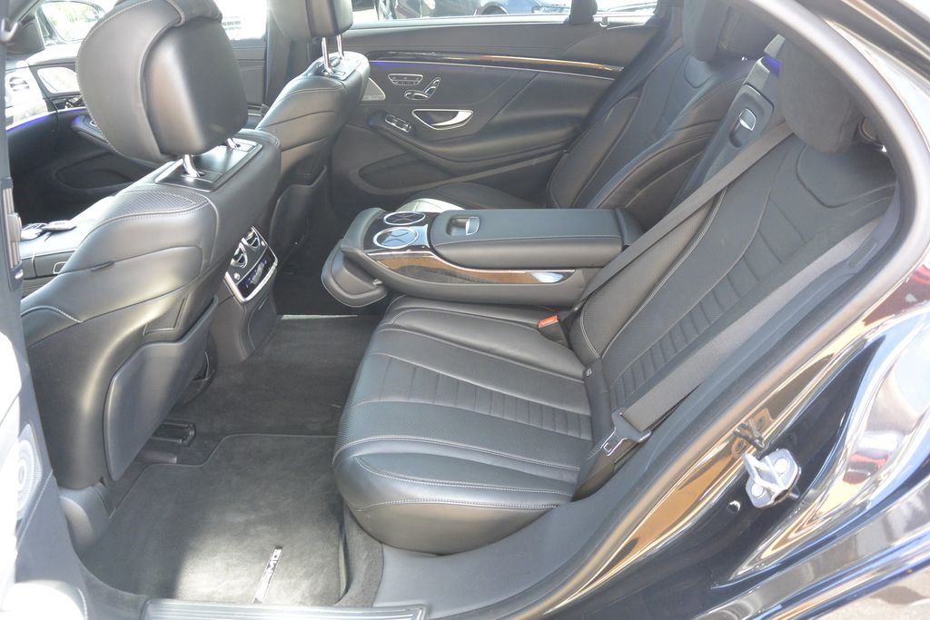 Mercedes-Benz S 400 400d 4MATIC L AMG 250kW