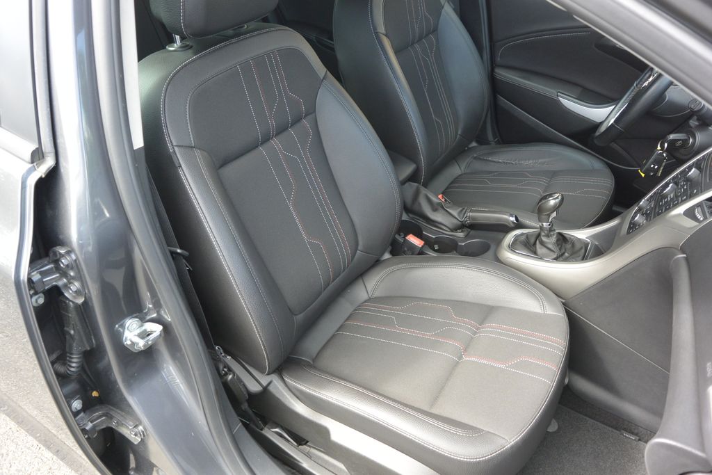 Opel Astra 1.4T 122kW 122kW