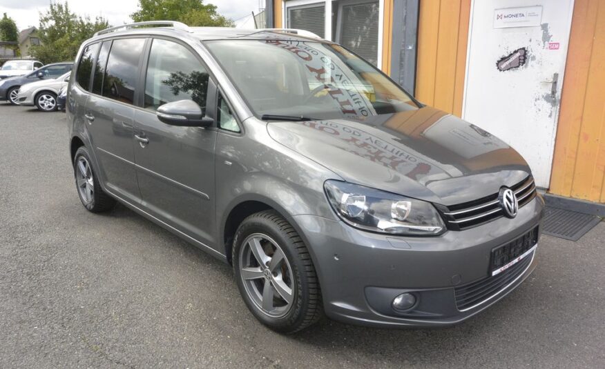 Volkswagen Touran 2.0TDi Comfortline 103kW NAVI 103kW