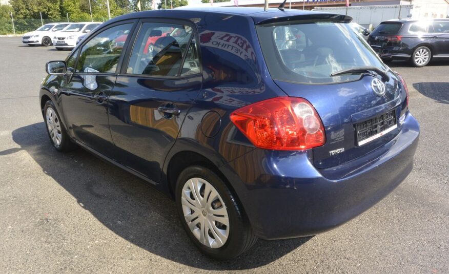 Toyota Auris 2.0D-4D 93kW