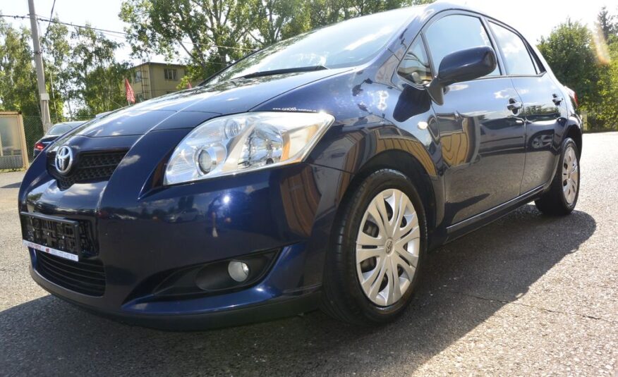 Toyota Auris 2.0D-4D 93kW