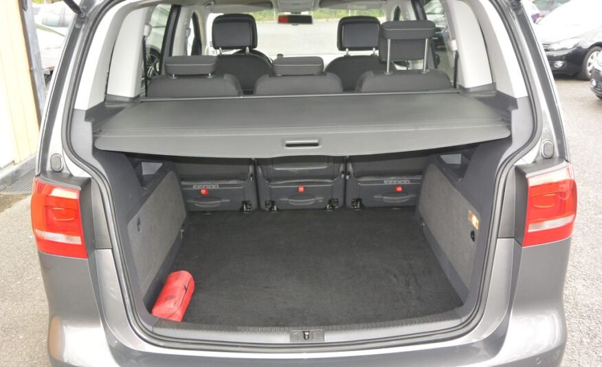 Volkswagen Touran 2.0TDi Comfortline 103kW NAVI 103kW