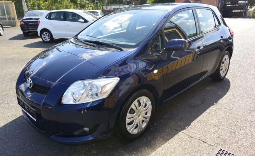 Toyota Auris 2.0D-4D 93kW