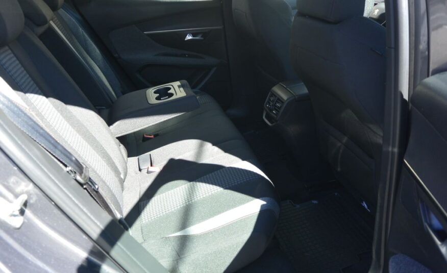 Peugeot 3008 1.2 PureTech 96kW * DPH * 96kW