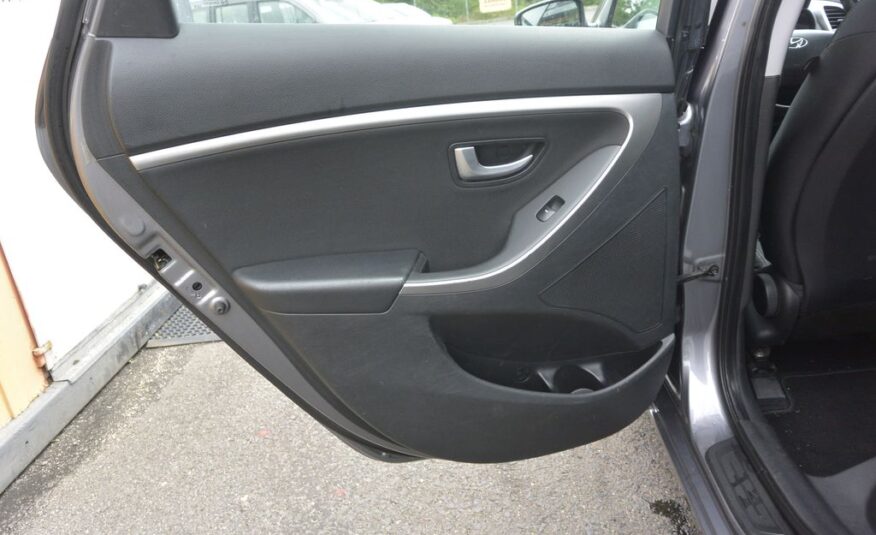 Hyundai i30 1.4CVVT 73kW
