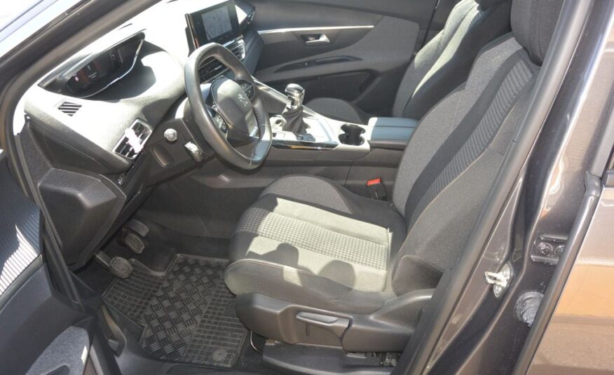 Peugeot 3008 1.2 PureTech 96kW * DPH * 96kW