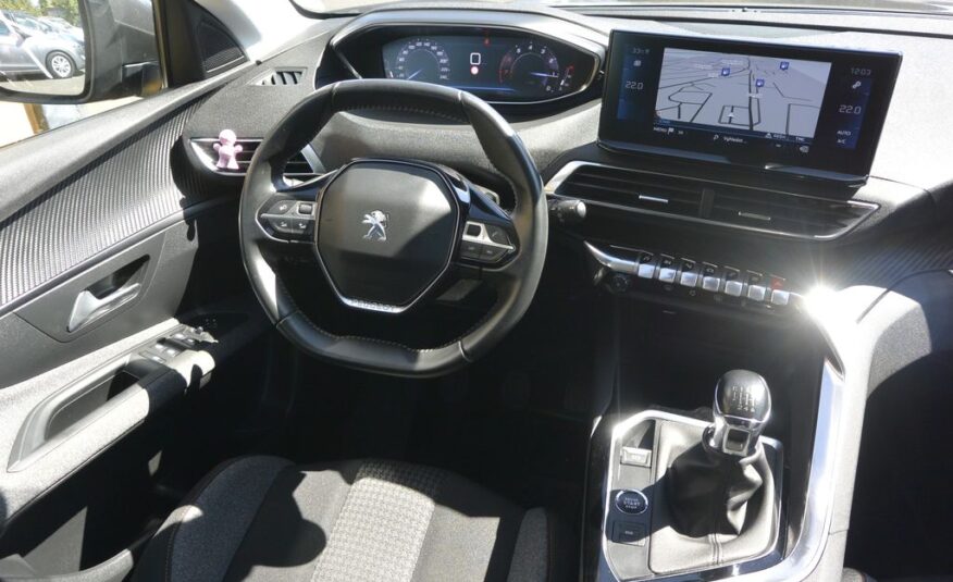 Peugeot 3008 1.2 PureTech 96kW * DPH * 96kW